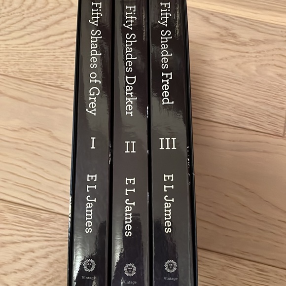 Fifty Shades Trilogy - Picture 2 of 4